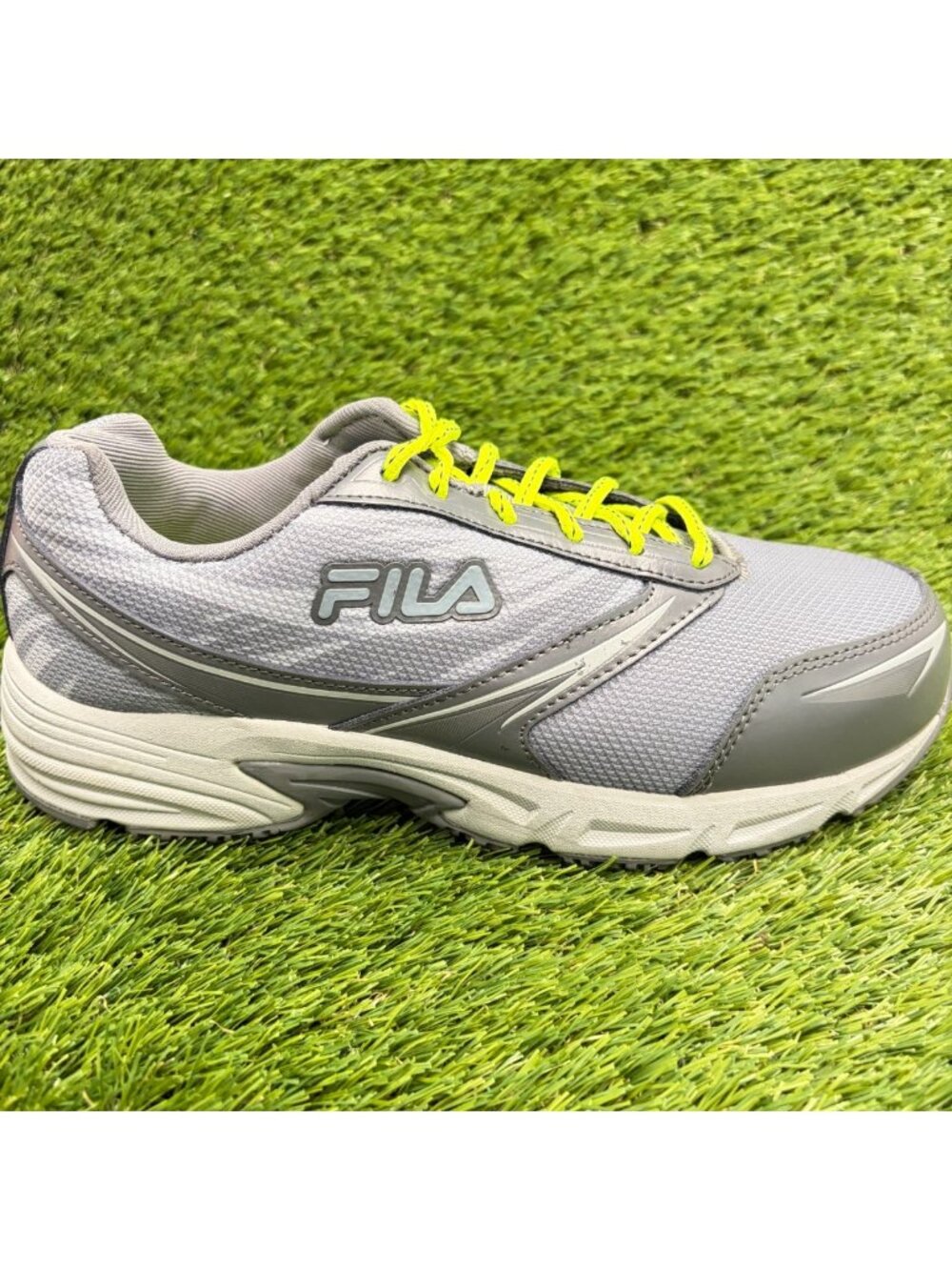 FILA Memory Meiera 2 Womens Size 9.5 Gray White Composite Safety Toe Work Shoes